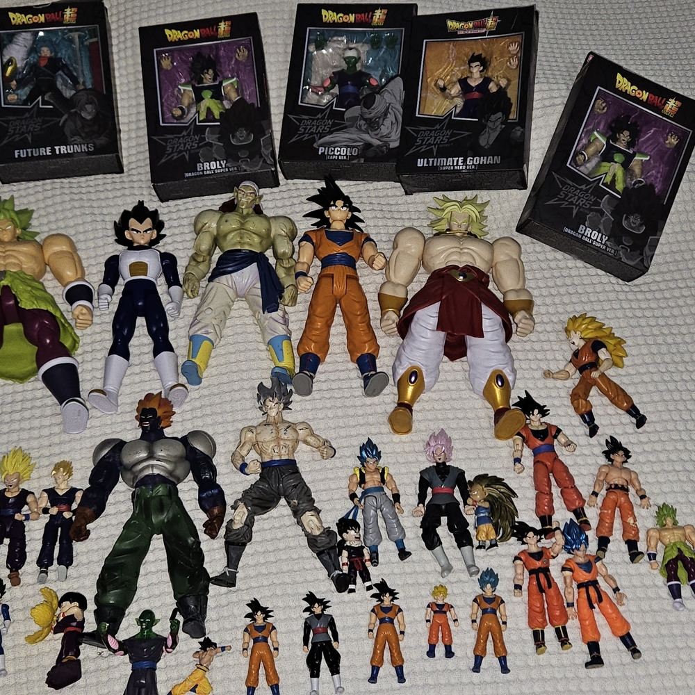 Dragon Ball Z Action Figure Collection - Multicolor